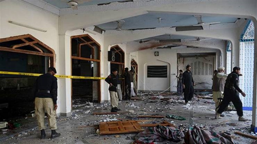 مقتل 25 شخص بهجوم انتحاري داخل مسجد بأفغانستان