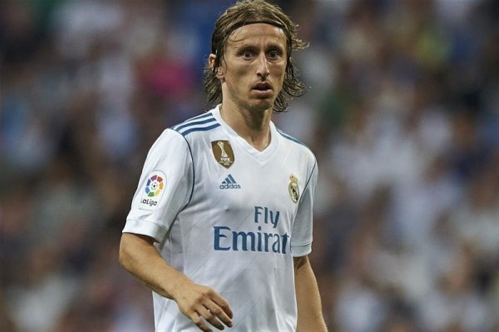 كم يطلب ريال مدريد مقابل التخلي عن مودريتش؟