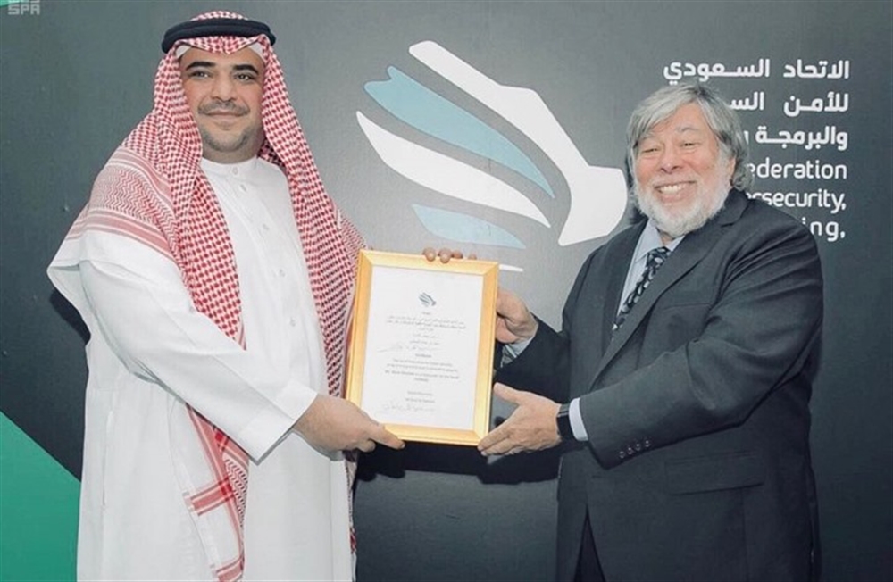 السعودية تستقطب مؤسس "آبل".. عينته في هذا المنصب