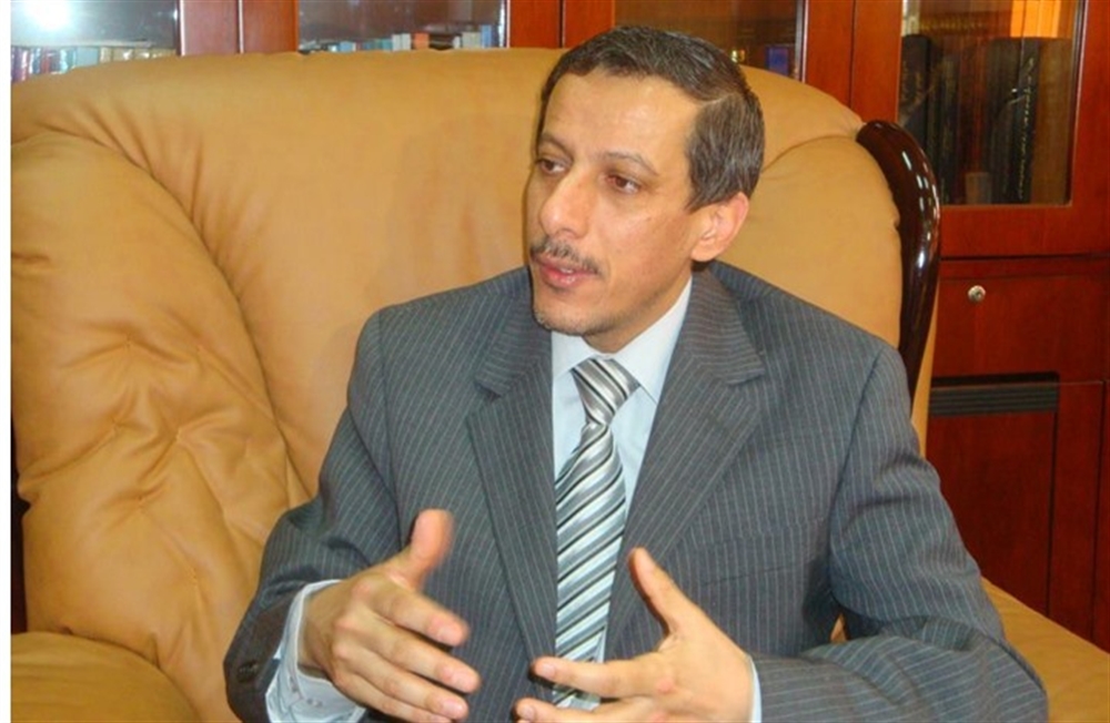 وزير يمني يفلت من قبضة الحوثيين بصنعاء ويصل عدن
