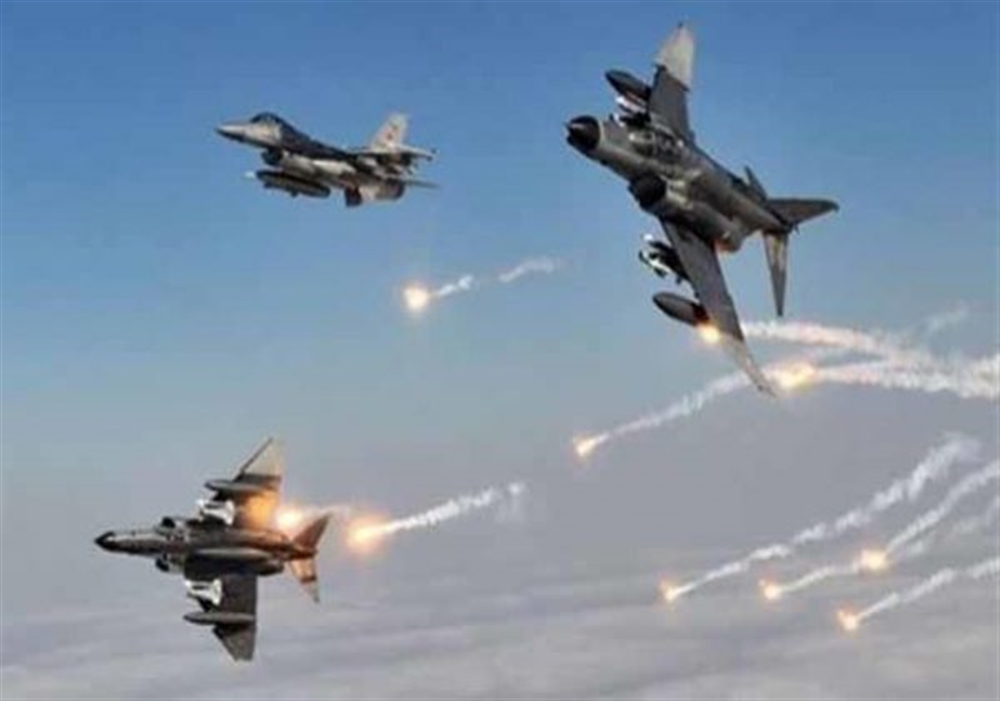 مقاتلات التحالف تقصف بـ26 غارة معسكرات الحوثي في صنعاء