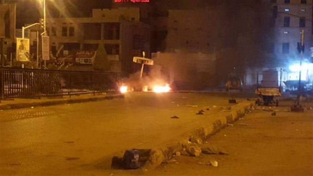 عصيان مدني واحتجاجات في سيئون بسبب انهيار الوضع المعيشي