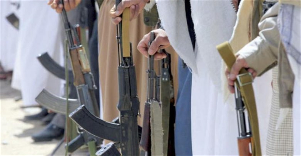 الحوثيين يرغمون عقال الحارات في صنعاء على الدفع بالمواطنين الى جبهات القتال