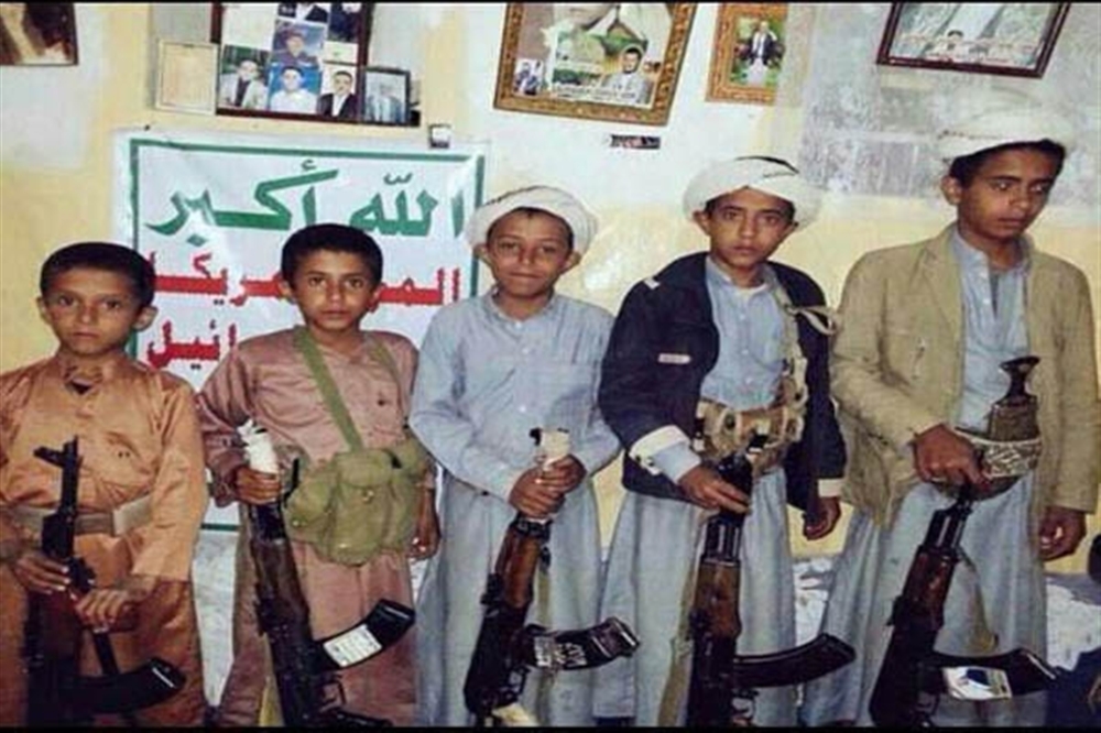 على طريقة إيران وحزب الله ..150 معمم حوثي يجوبون مدارس صنعاء لتجنيد الطلبة