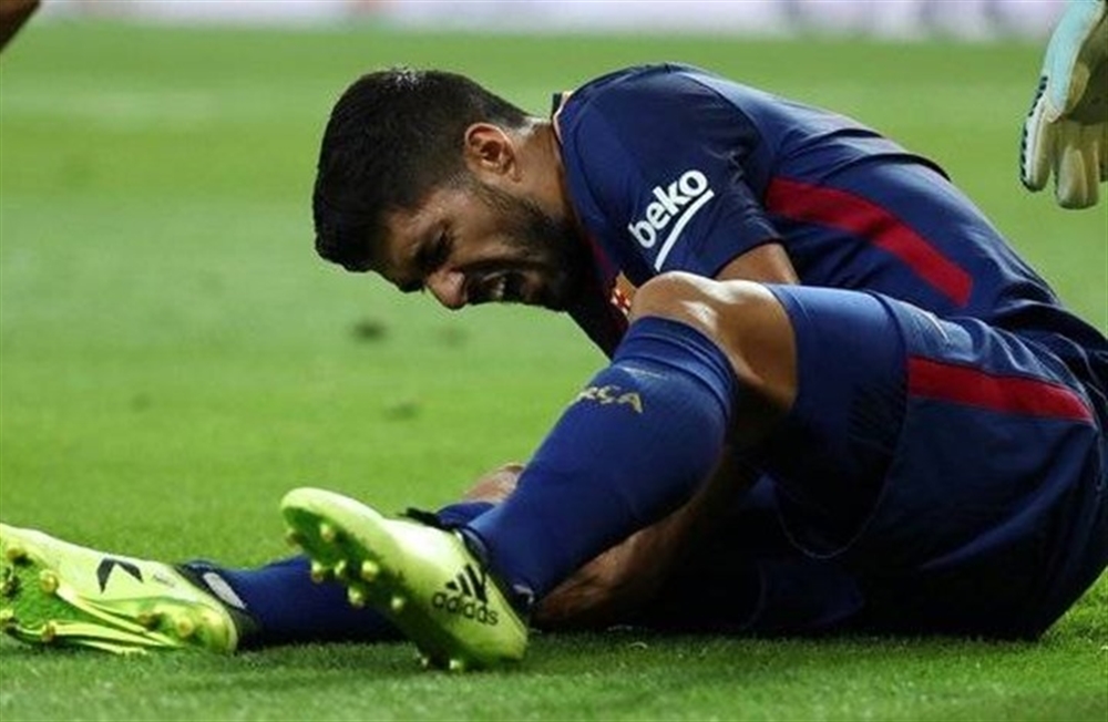 برشلونة: سواريز باق خلال فترة التوقف الدولي بسبب الإصابة