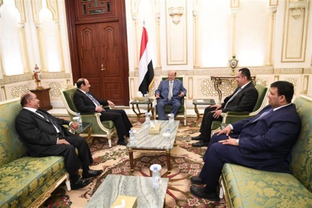 هادي يحث الحكومة على تحقيق الأهداف الخمسة للمواطنين..ماهي؟