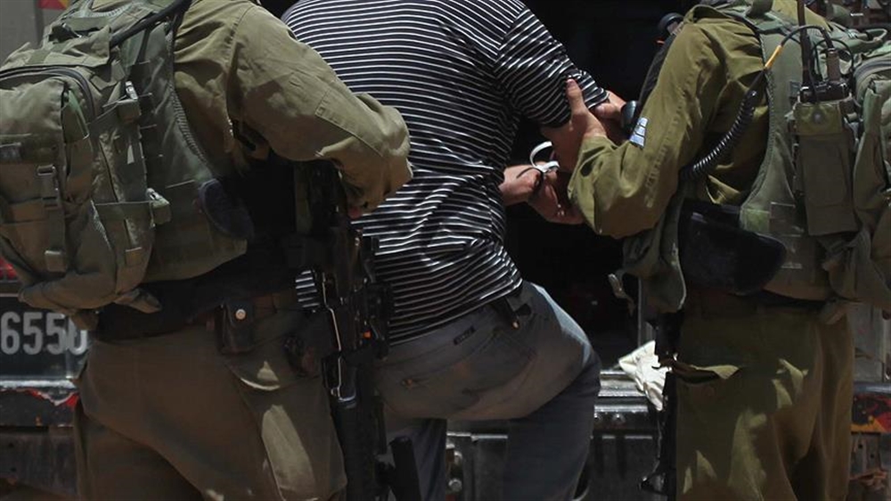 الجيش الإسرائيلي يعتقل نائبا في البرلمان الفلسطيني