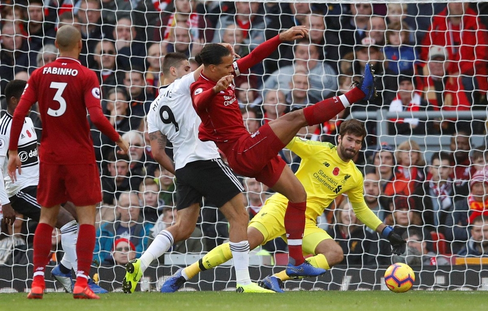 ليفربول ينفرد بصدارة الدوري الإنجليزي بفوزه على فولهام (شاهد)