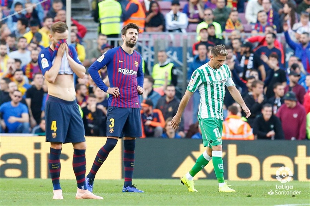برشلونة يسقط برباعية في ليلة عودة ميسي