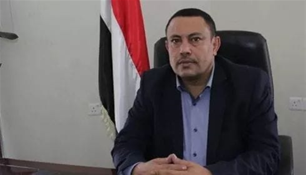 وزير جديد ينشق عن حكومة الحوثيين ويصل إلى الرياض