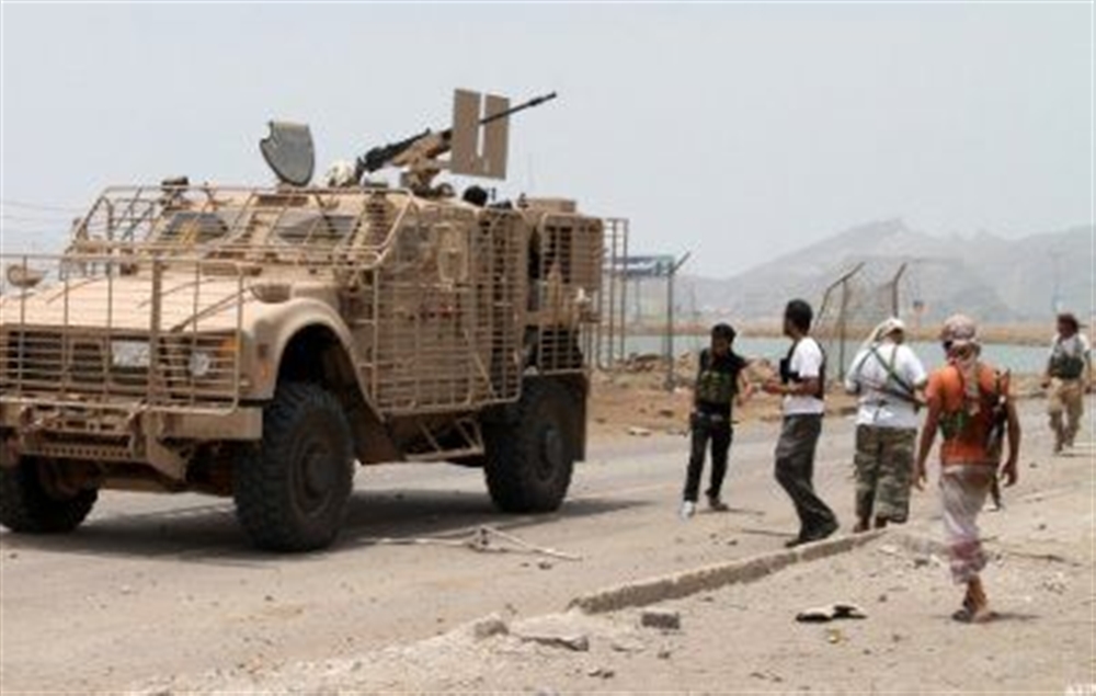 إصابة ثلاثة جنود جراء انفجار عبوة ناسفة في أبين