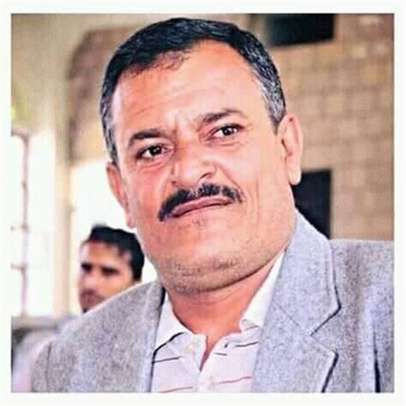 الحوثيون يعتقلون نائب رئيس اتحاد الأدباء والكتاب في إب
