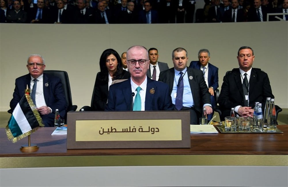 رسميا.. الحكومة الفلسطينية تقدم استقالتها للرئيس عباس