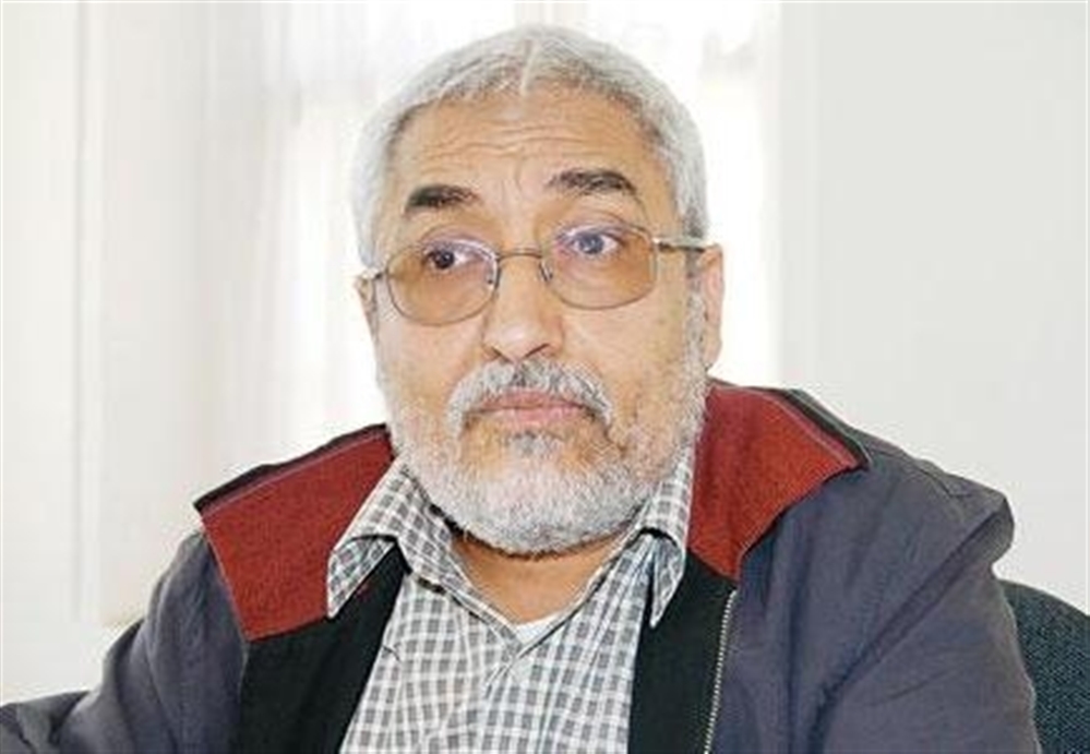 "نجل قحطان" يكشف حقيقة أوامر الإفراج عن والده ووضعه الصحي