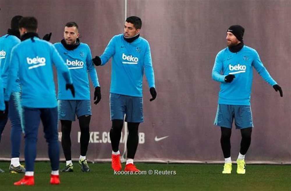 رسميا.. ميسي يقود تشكيلة برشلونة أمام ريال مدريد