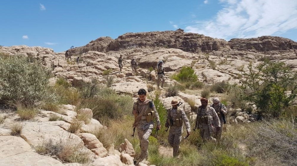 الجيش ينتزع سلسلة جبلية من الحوثيين في صعدة