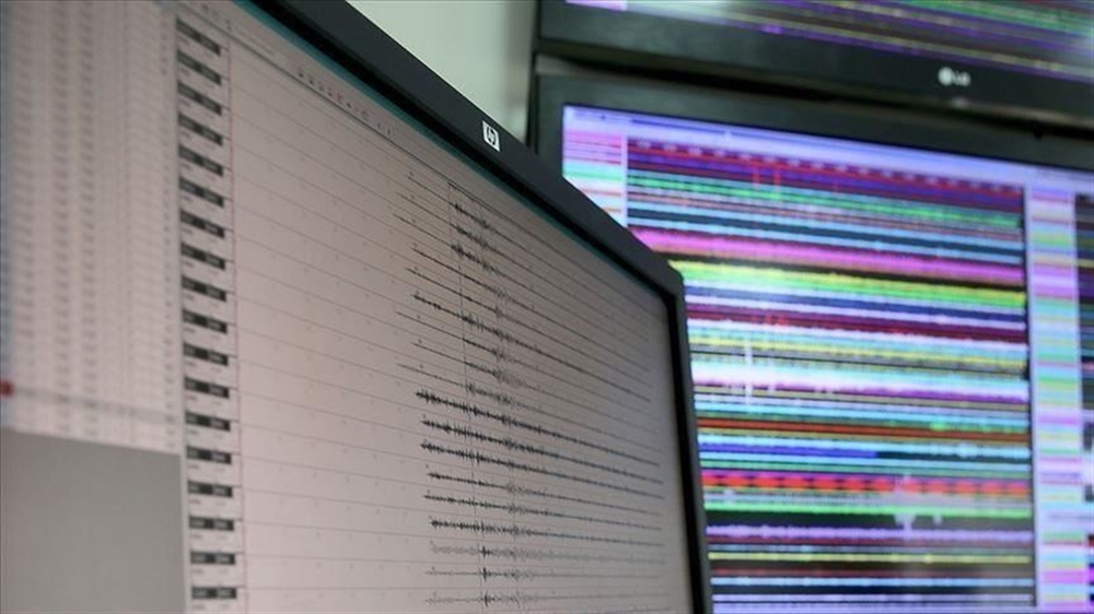 زلزال بقوة 5.7 درجات يضرب إندونيسيا