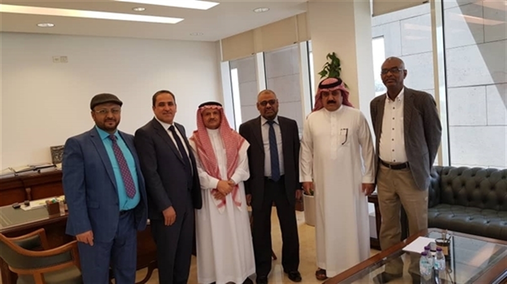 حزب الاصلاح يدعو لعقد جلسات البرلمان وإعلان "التحالف الوطني"