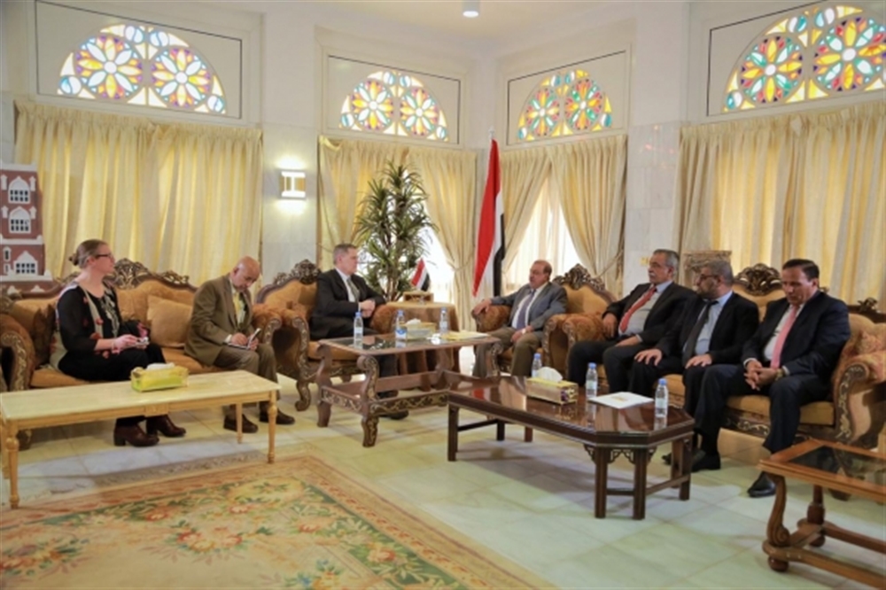 هيئة رئاسة مجلس النواب تلتقي السفير الأمريكي والأخير يعتبر انعقاد البرلمان "خطوة قوية"