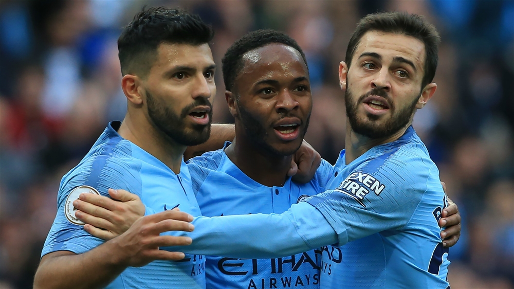 "السيتي" يسيطر على قائمة أفضل لاعب بإنجلترا