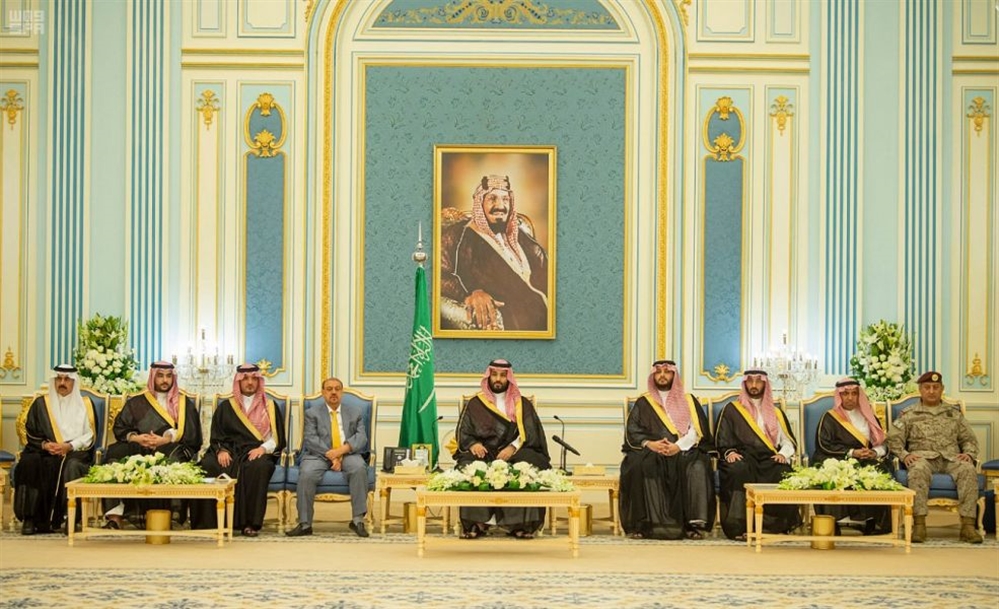 بن سلمان يلتقي رئيس البرلمان اليمني والأخير يصف استئناف أعمال المجلس بـ"التاريخي"