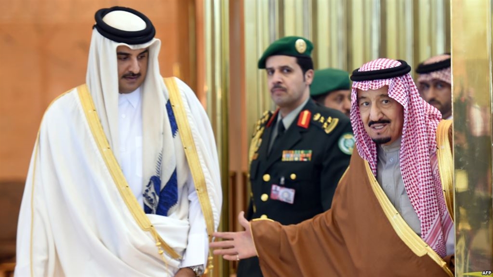 العاهل السعودي يدعو أمير قطر رسميا لحضور "قمة مكة"