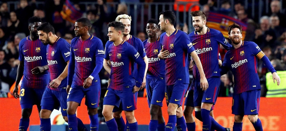 برشلونة يكشف عن قميصه الجديد لهذا الموسم (فيديو)