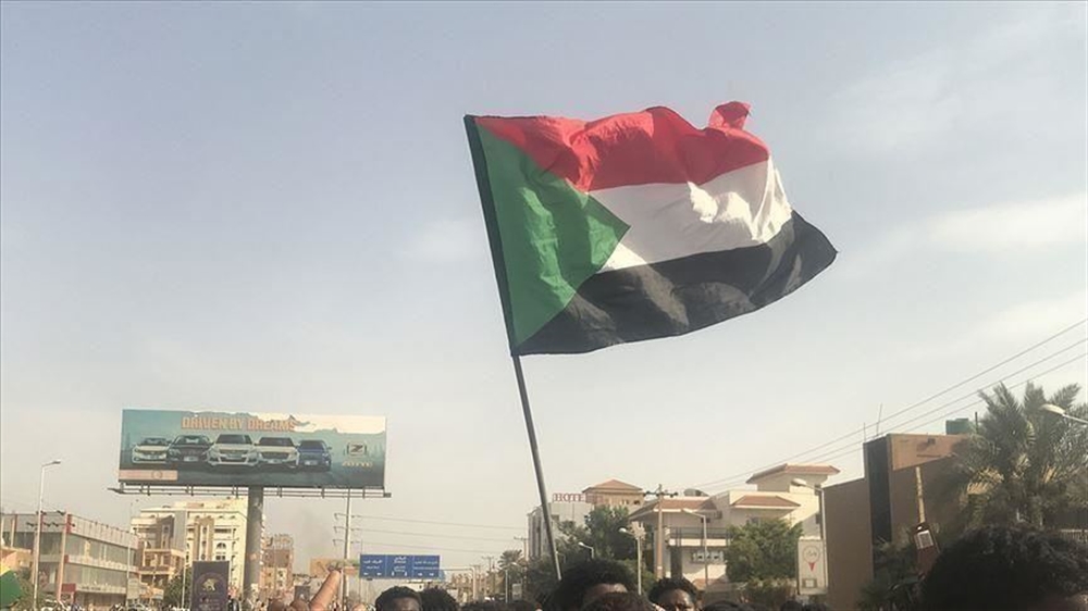 السودان: إحالة ضباط كبار بجهاز المخابرات للتقاعد بينهم 12 برتبة لواء