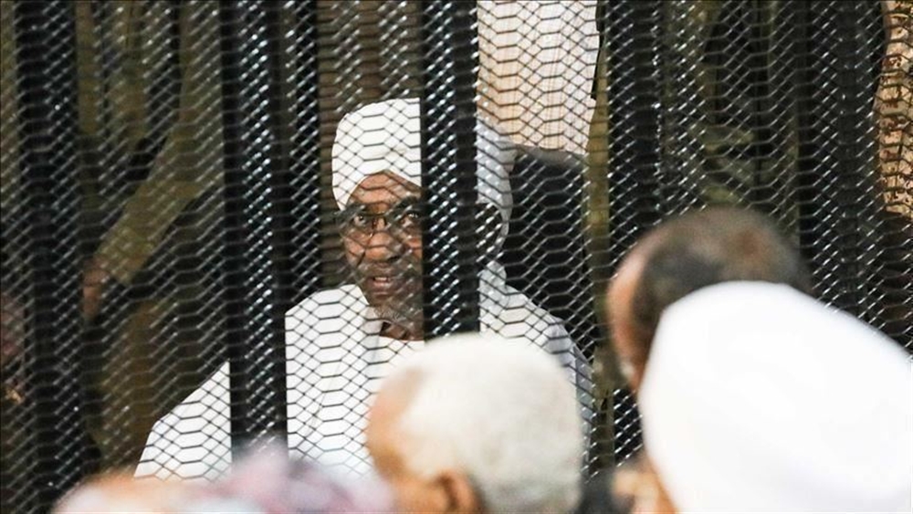 النيابة السودانية تحقق مع البشير بشأن انقلاب 1989