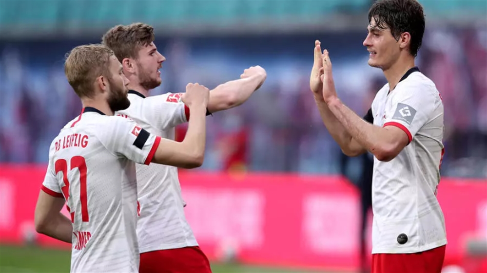 لايبزيغ يفشل في اللحاق بدورتموند بتعادله مع هرتا