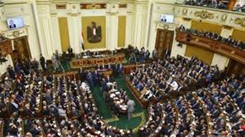 مصر : البرلمان يوافق على قيام الجيش ب"مهام قتالية" في خارج الحدود