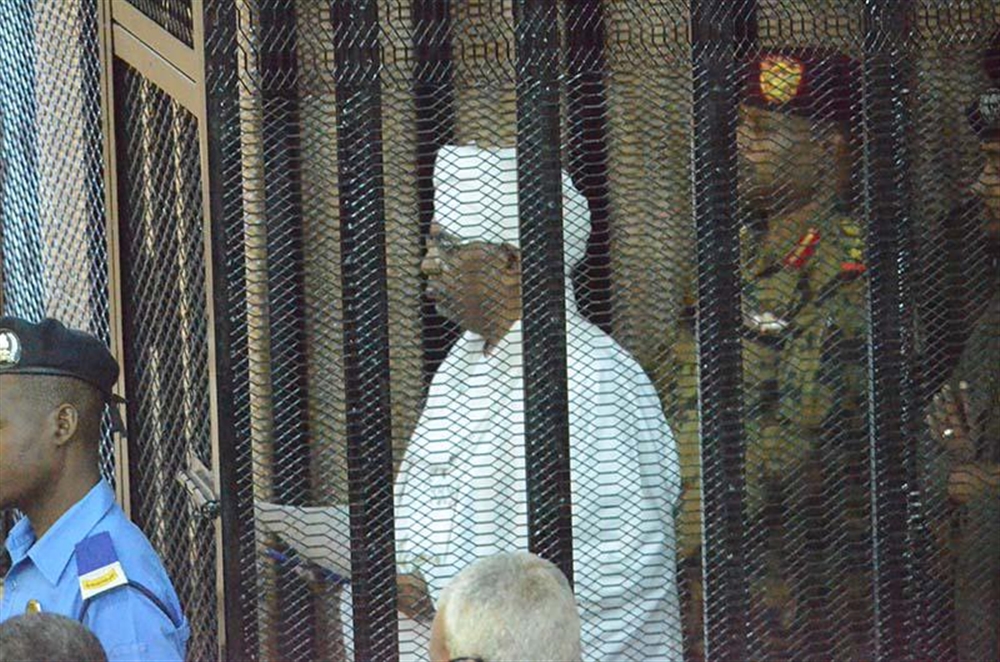 السودان: بدء محاكمة البشير ورفاقه في قضية انقلاب 1989