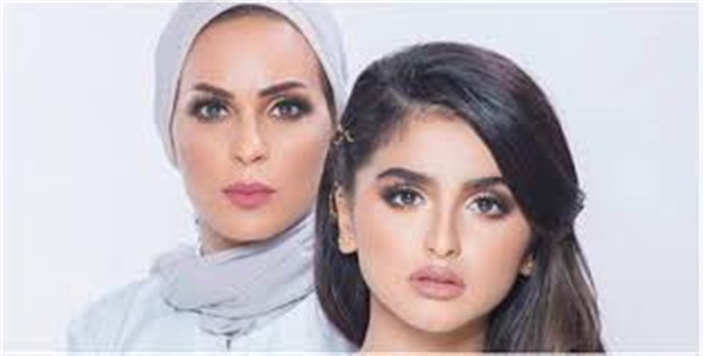 فنانة خليجية شهيرة ترفع دعوى قضائية ضد والدتها