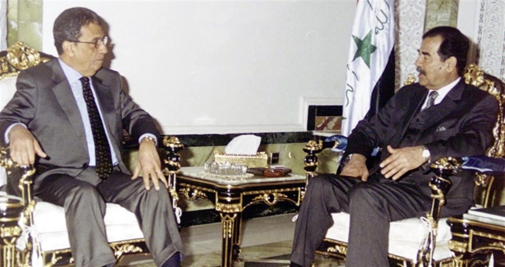 عمرو موسى يستعرض "صرخت في وجه صدام حسين وحدثته بلهجة عنيفة فناداني بلقب الدكتور" ووزير خارجية الرئيس الراحل يكذبه ويكشف الحقيقة