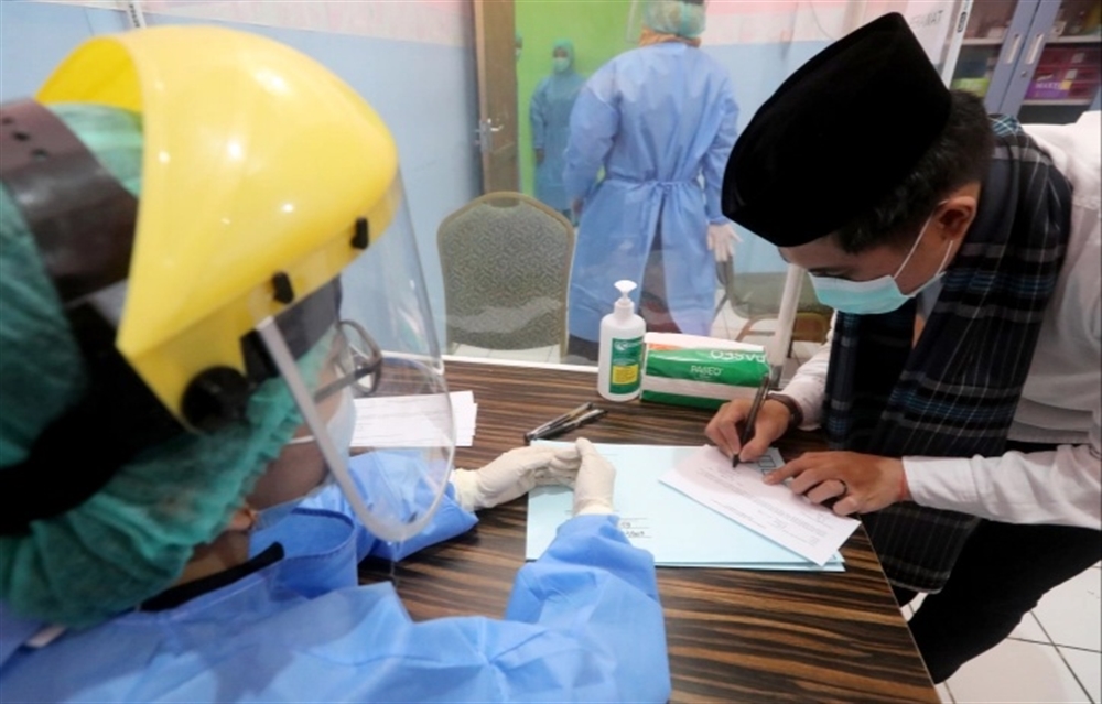 ما علاقة لحم الخنزير بلقاحات كورونا؟