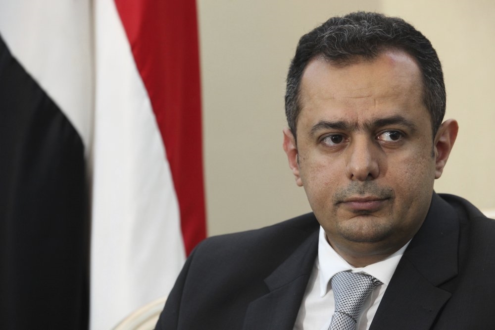 رئيس الوزراء: الهجوم على مطار عدن كان هدفه القضاء على الحكومة