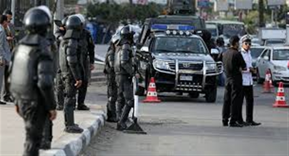 الشرطة المصرية تلقي القبض على منتج سينمائي محكوم عليه بالسجن لمدة قرنين