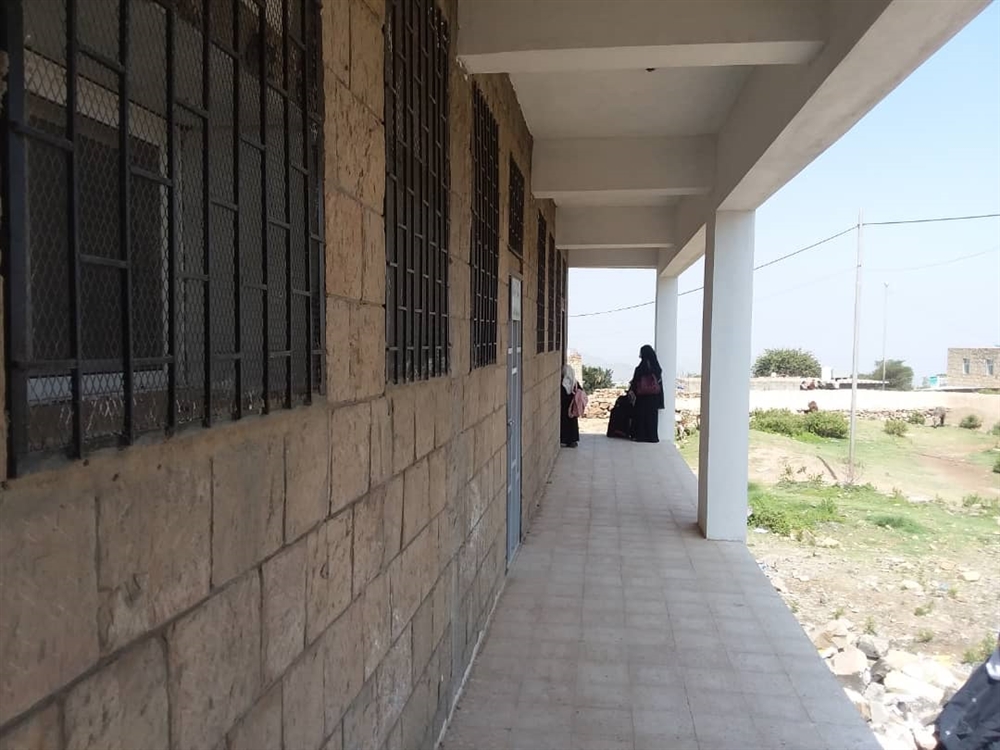 جمعية الاكاحلة تبنۑ3 فصول دراسية جديدة لمدرسة في المقاطرة