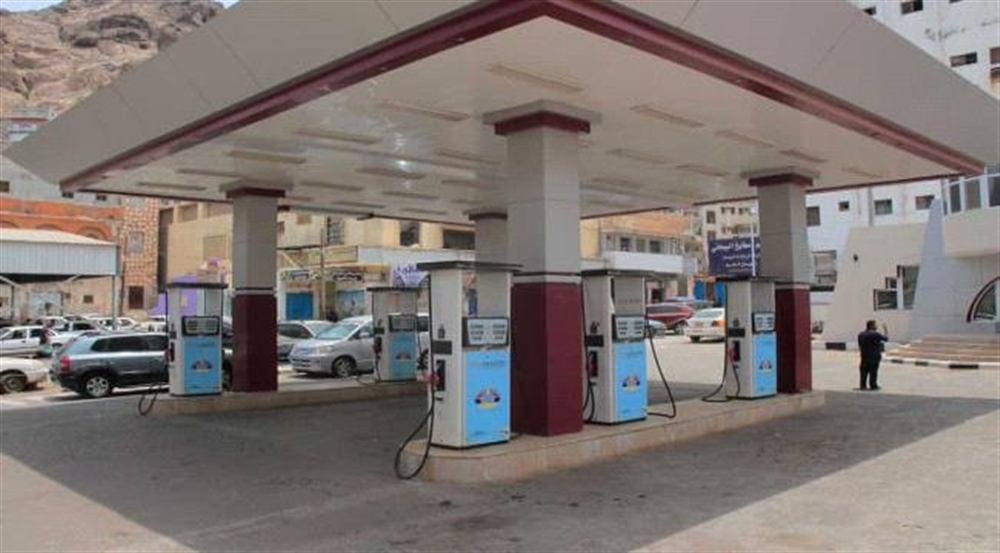سلطة مأرب: إقرار آلية جديدة لإمداد السوق بالمشتقات النفطية