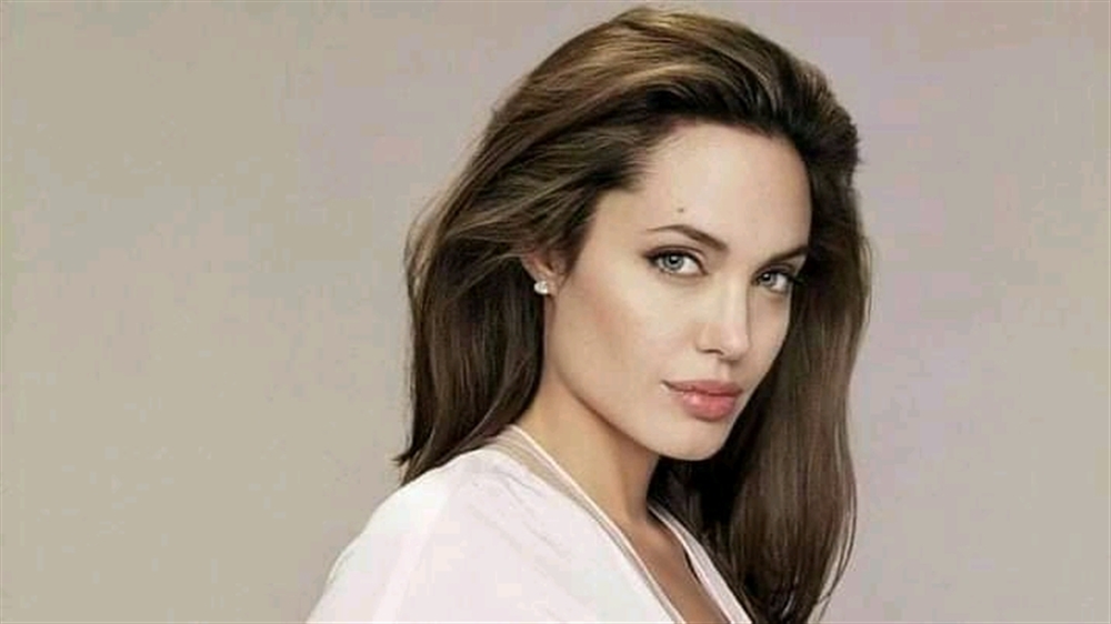 انقطاع أخبار أنجلينا جولي في مناطق سيطرة الحوثي