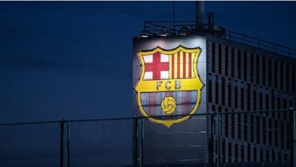 برشلونة ينجح في خطف نجم نادي ميلان
