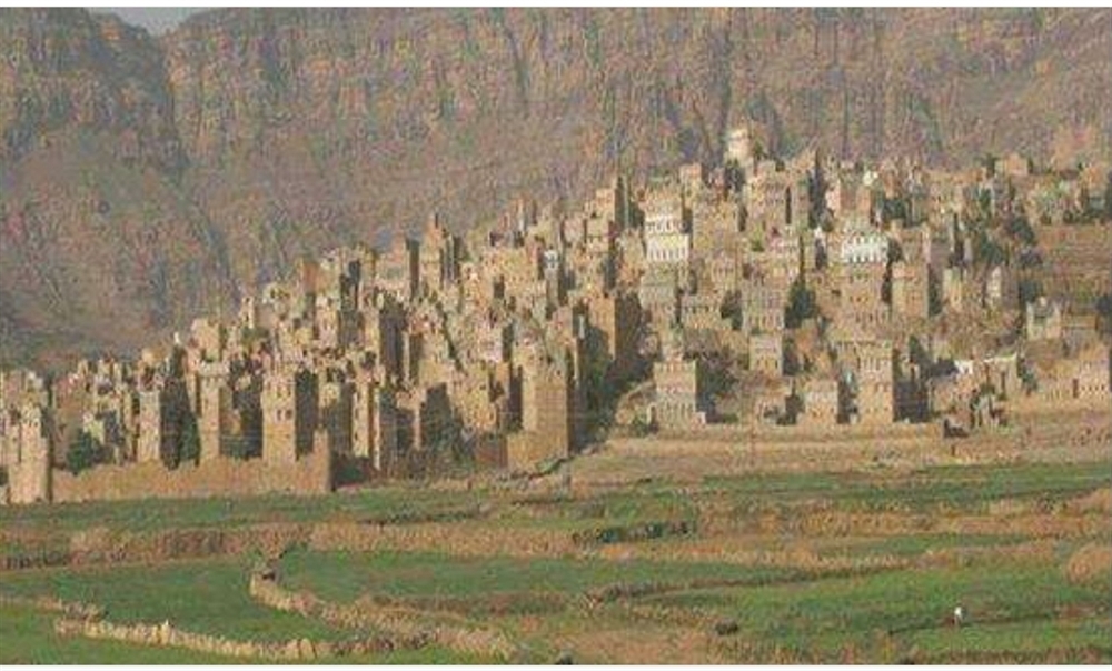 انهيار منزل على رؤوس ساكنيه في عمران