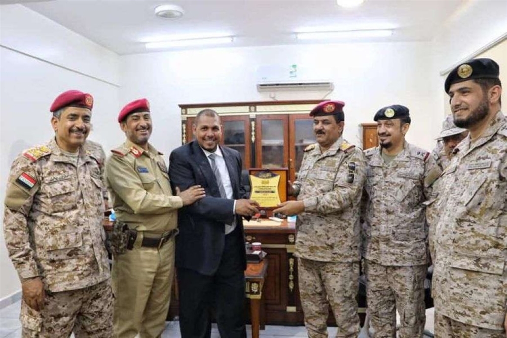 صحيفة دولية: الرياض تبدأ عملية تجنيد للمئات في سقطرى اليمنية