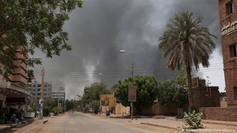 تواصل اشتباكات الخرطوم.. وسلاح الجو السوداني يقصف معسكرا لقوات الدعم السريع في أم درمان