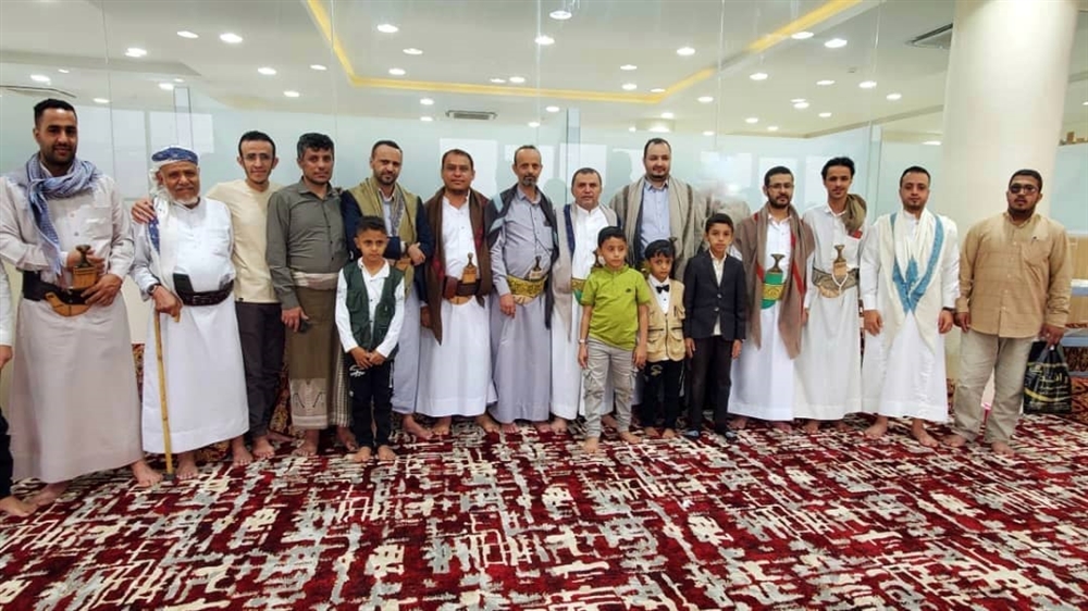 مقاومة وصاب تحتفي بأبنائها المحررين من سجون الحوثي وتطالب بتوفير الرعاية الصحية لهم