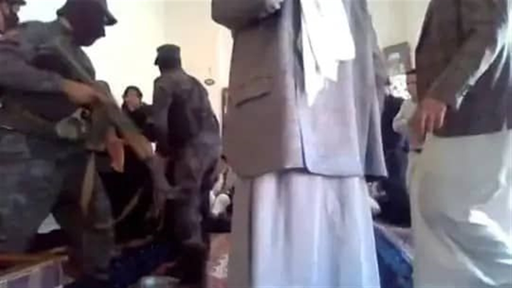 الحكومة تدين اختطاف مليشيا الحوثي 17 بهائيا بينهم نساء