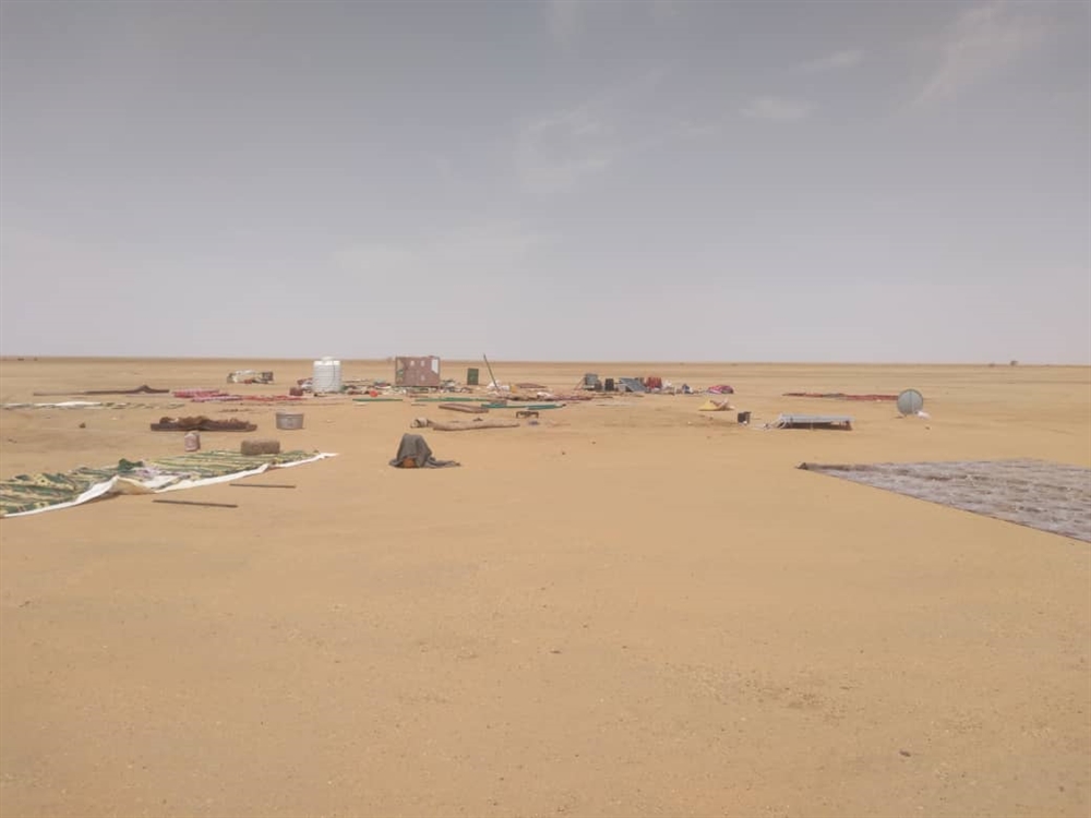الجوف..الرياح تدمر مساكن عدد من الأسر النازحة