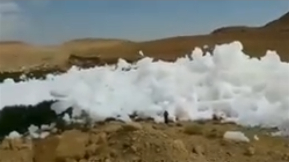 ما حقيقة حدوث ظاهرة مناخية غريبة في إحدى مناطق ريف صنعاء؟