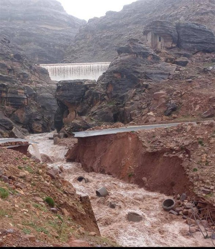 نتيجة الأمطار الغزيرة.. وفاة طفل وإصابة آخرين في حجة وانهيار سد في الحويت