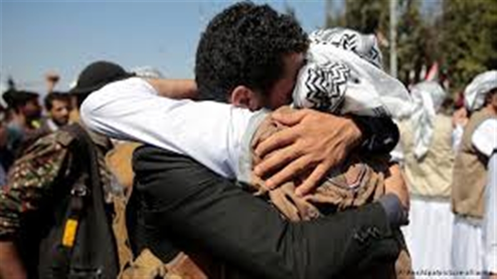 مليشيا الحوثي تعترف ضمنيا بعرقلة مفاوضات الأسرى وتطالب بضمانات أممية